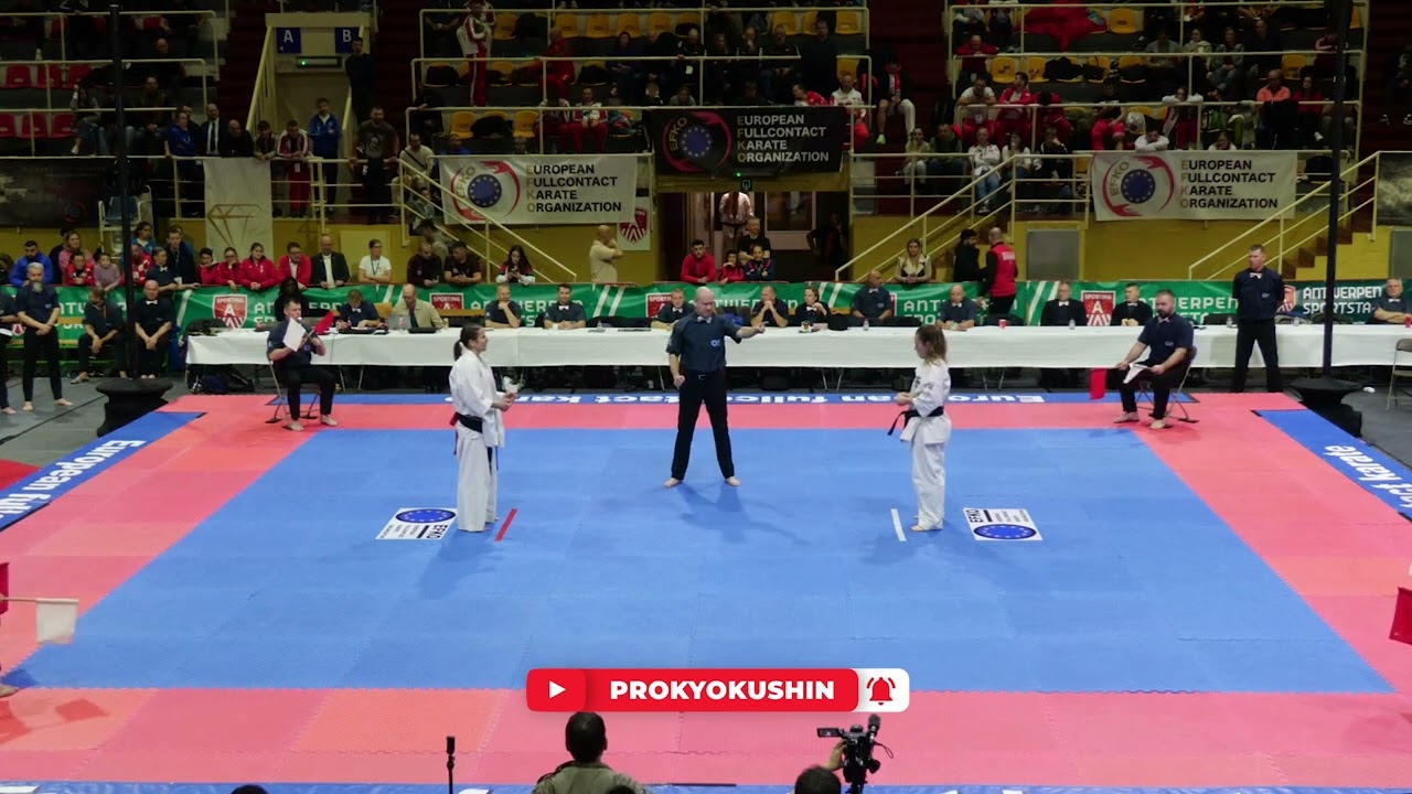 EFKO European Cup, 1/2 -54kg Anna Izdebska (Ukraine, aka) - Nika Jakobovic (Croatia)