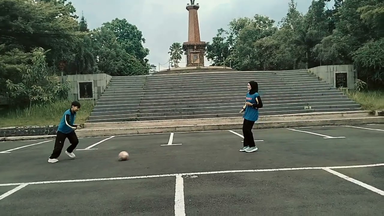 VIDIO TUGAS PEMBELAJARAN FUTSAL ( Passing dan Control )