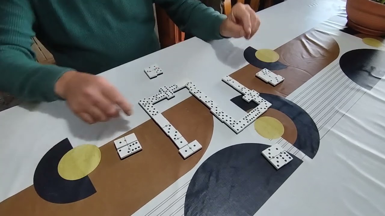 Mi Dominó ( video 12 ) Salida mixta teniendo un doble.