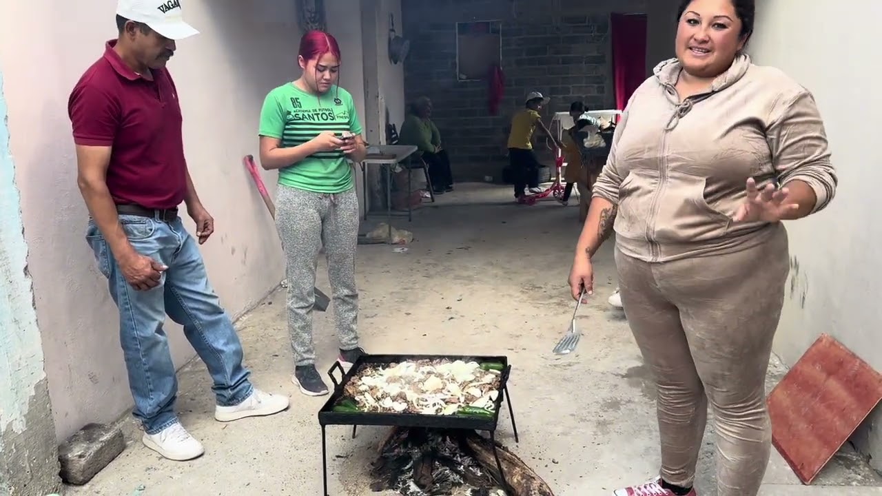Una rica comida con mis papás y mis hermanas preparamos un rico ígado encebollado a nuestro estilo 