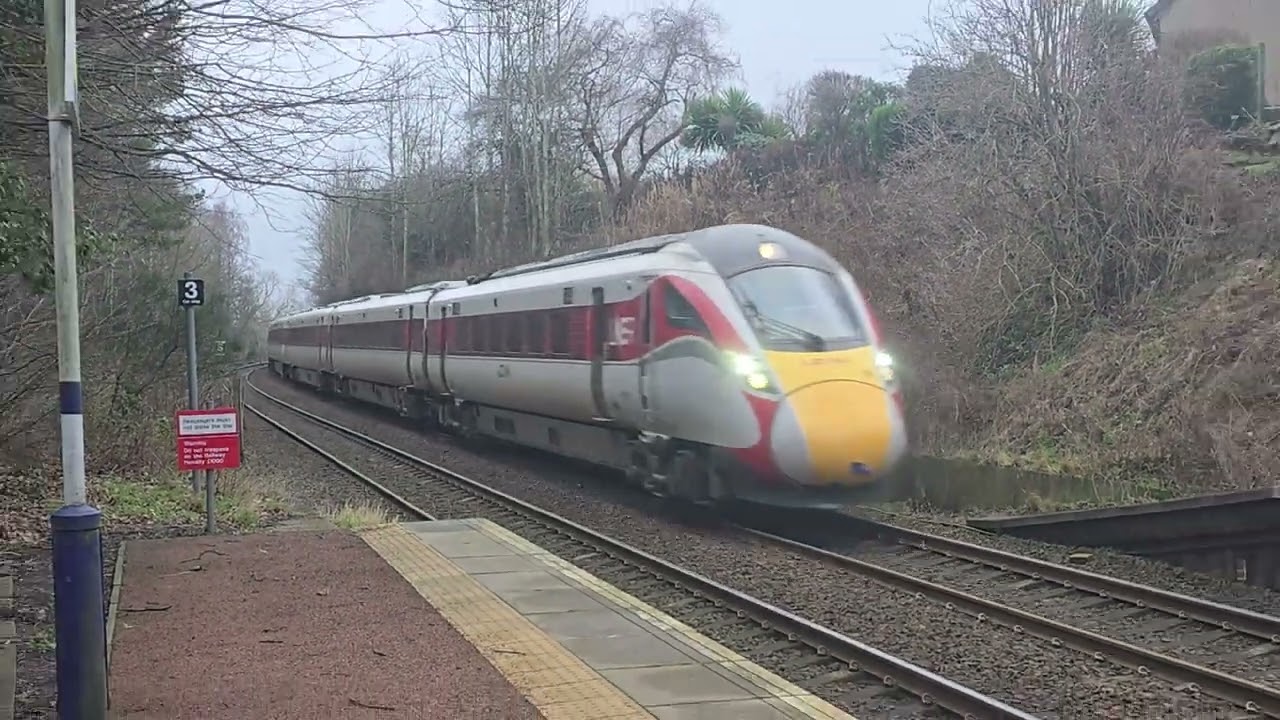 LNER Azuma 800111 on a diverted Edinburgh to Aberdeen service through Invergowrie 25/01/25