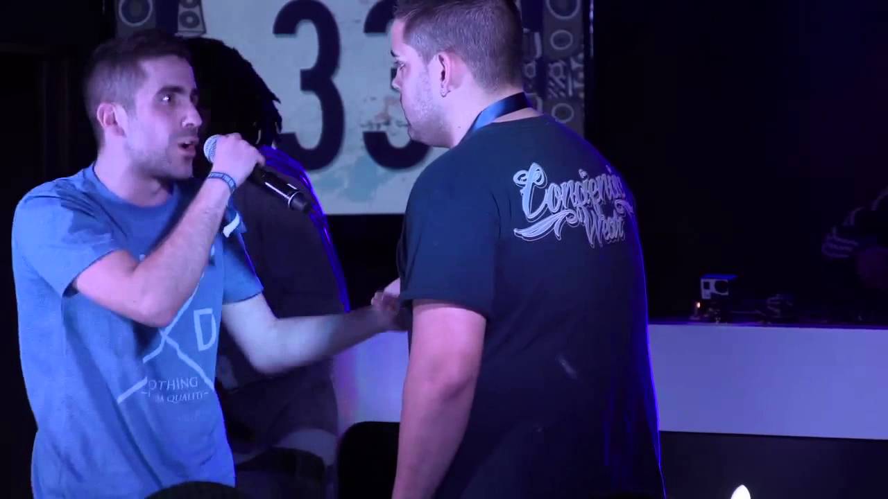 Kloy vs Mowlihawk - Octavos Zaragoza - Red Bull Batalla de los Gallos 2013 (Oficial)