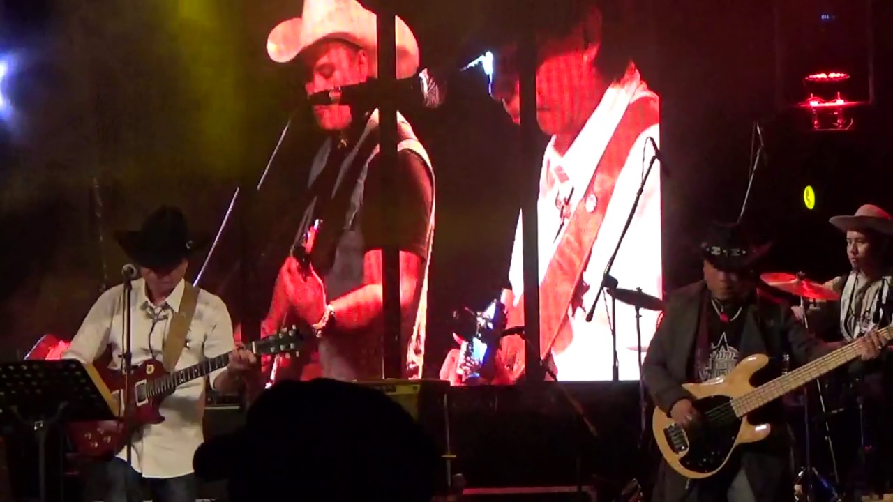 Country Road Band performing in Miri, Sarawak -  ( MCMF 2017 )