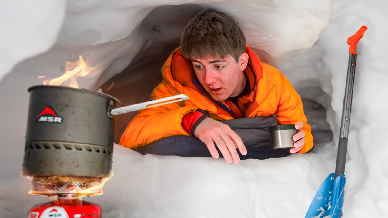 Я пережил ночь в снежной пещере (-10&deg; градусов)