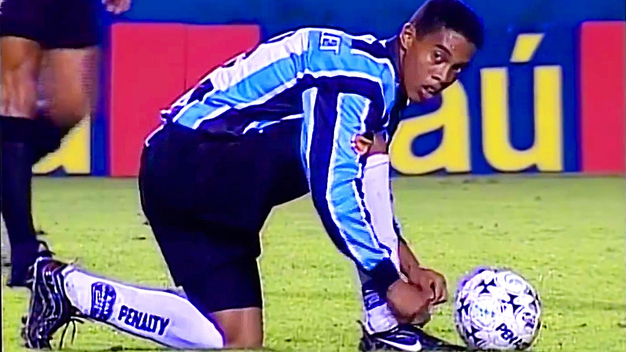 RONALDINHO já era MÁGICO no Grêmio - Imagens Raras