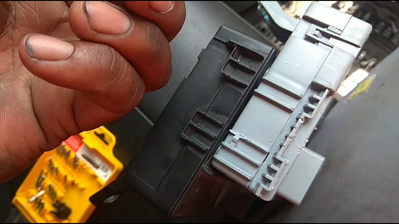 Fiat punto headlight BCM check