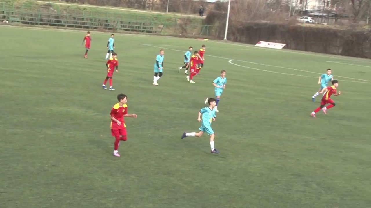 Wonderkids-Makedonija Gjorce Petrov (2012/13)4