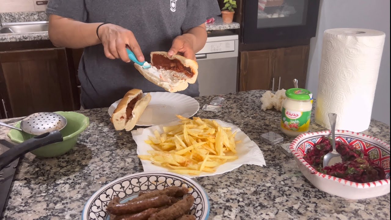 فطورنا من أيدين سمية /كيفاش تعلم الكلاب الطاعة وحسن المعاملة