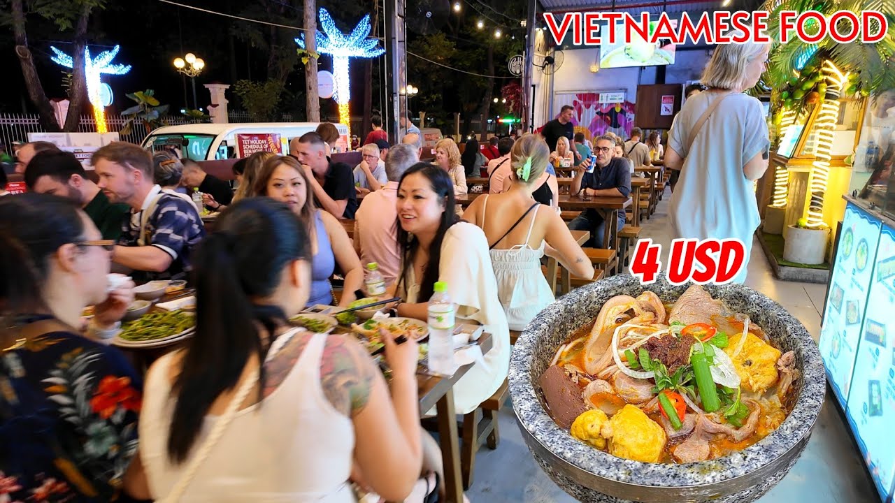 TRẢI NGHIỆM ĂN TỐI BÚN BÒ THỐ ĐÁ SIÊU NGON CHỈ 4 USD Ở SÀI GÒN | VIETNAMESE FOOD 2025