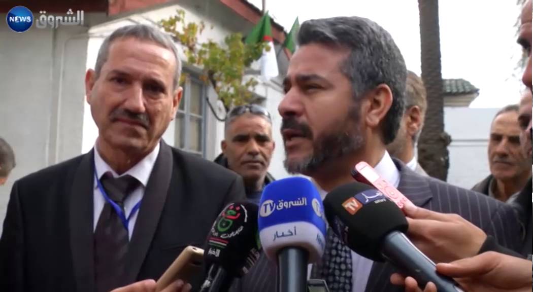 وفاة آيت أحمد تجمع الموالاة والمعارضة