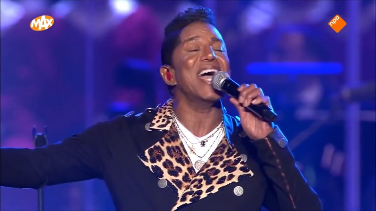 Jermaine Jackson performance MAX Proms 2017 Christmas show