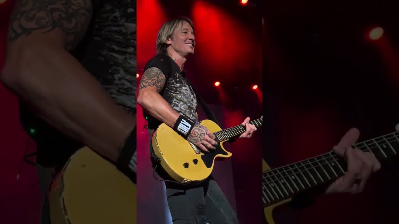 Keith Urban “Kiss A Girl/Bad Habits” Live at The Great Allentown Fair