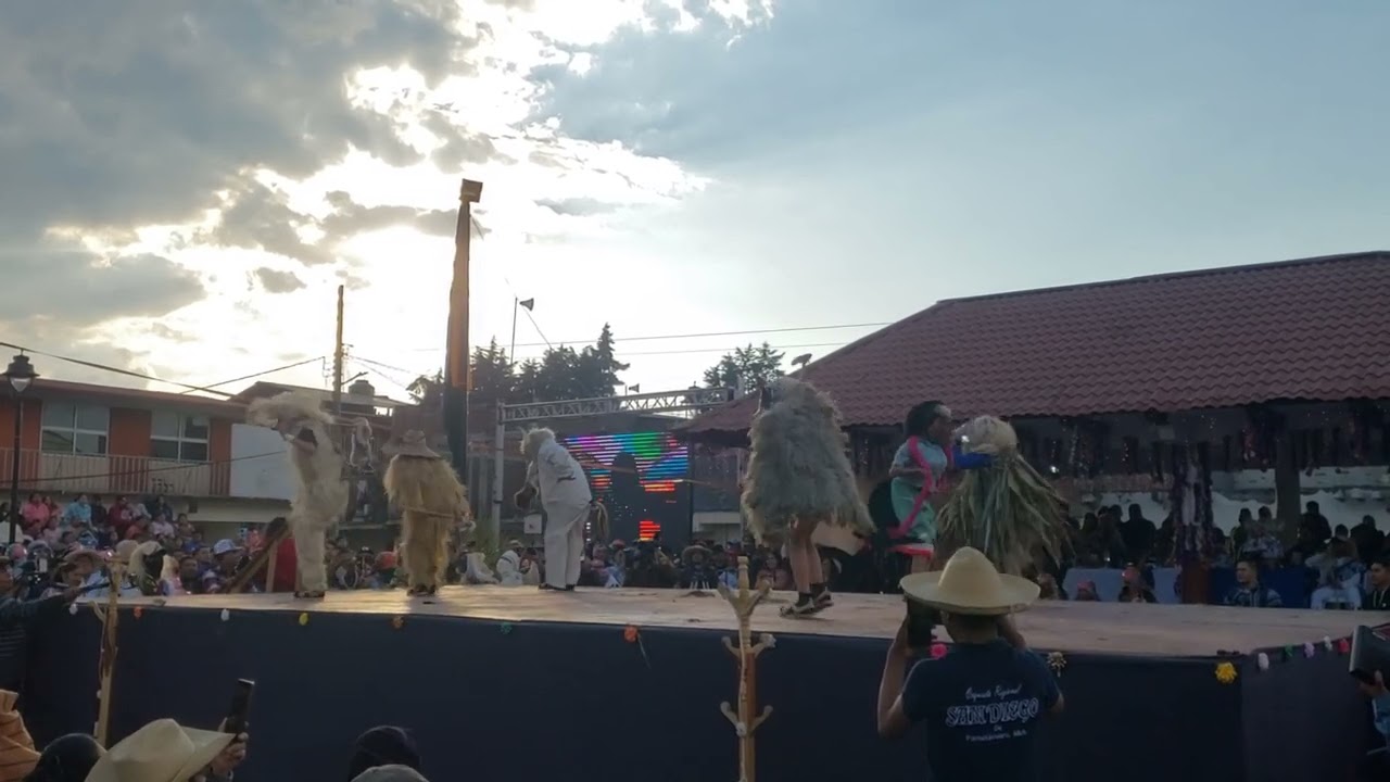 angahuan 2023 feos del barrio de arriba