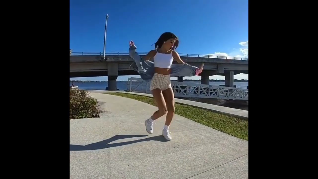 Cyndi Lauper 🔥🔥 Girls Just Want to Have Fun 🔥🔥 (Shuffle Dance)
