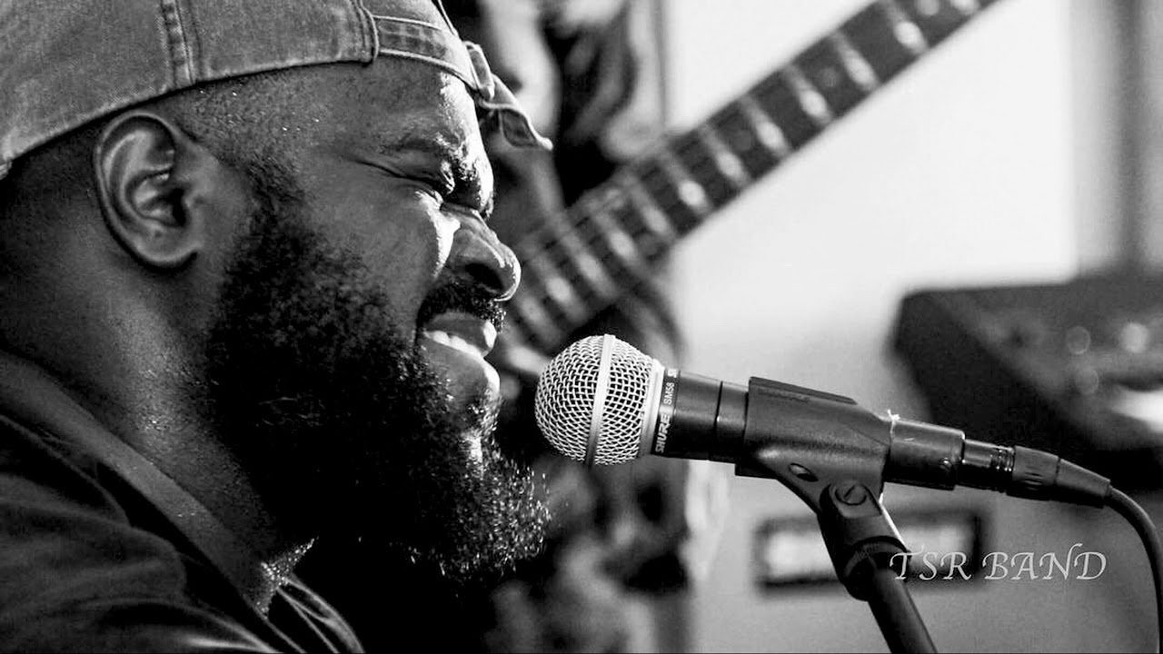 2hours of The Soaking Room Worship by Moses Akoh & TsrWorship Band.