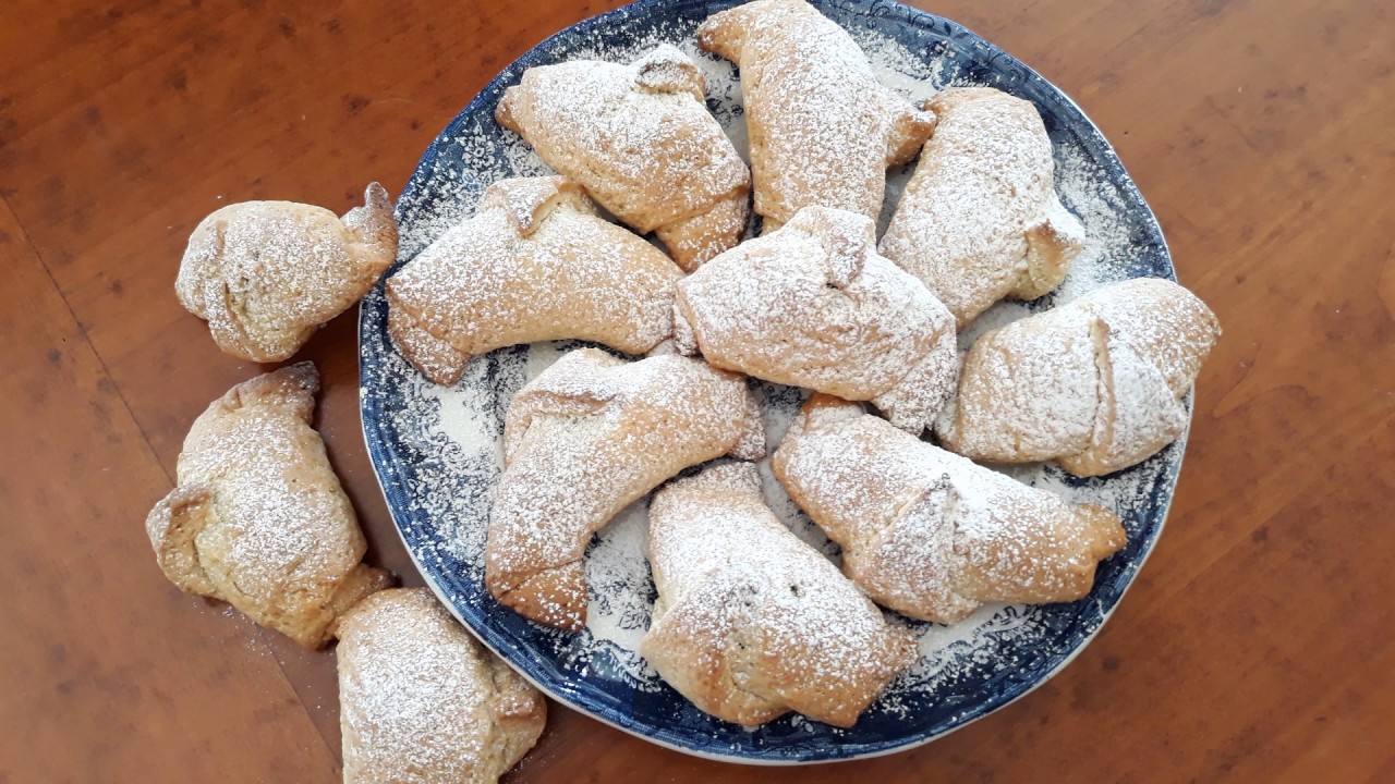 Круассаны домашние &ndash; простой способ  / Cornetti fatti in casa &ndash; semplici