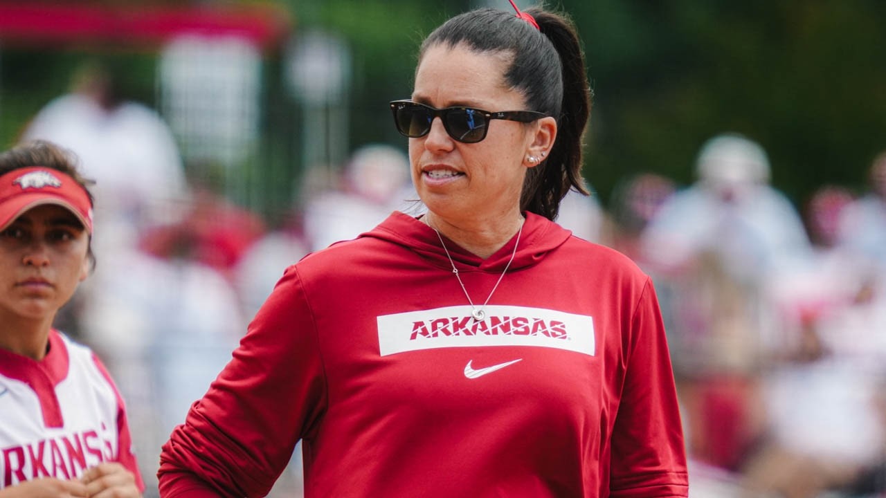 Razorbacks coach Courtney Deifel recapping opening weekend