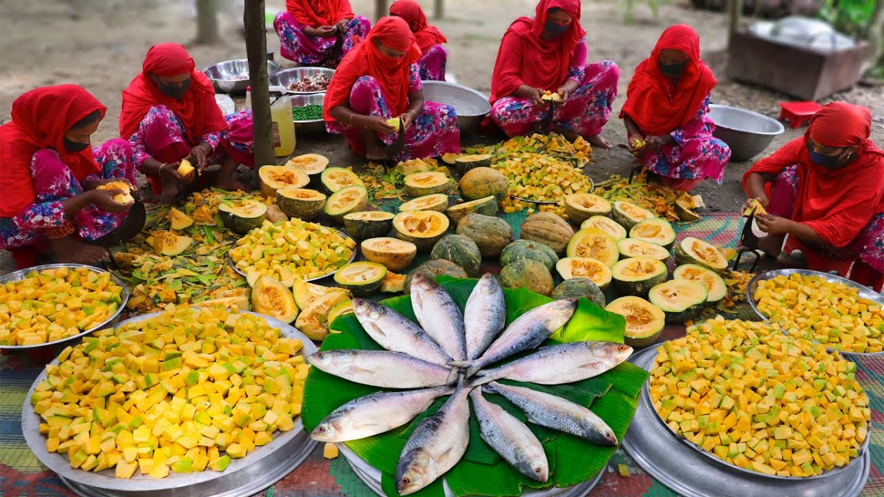 Pumpkin Mashed Curry with Delicious Hilsa Fish - 150 KG Pumpkin & 30 KG Elish Mixed Ghonto Recipe