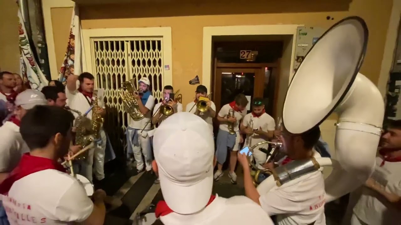 Aburrecalles Txaranga - Popurri Vendetta: San Ferminak 2023