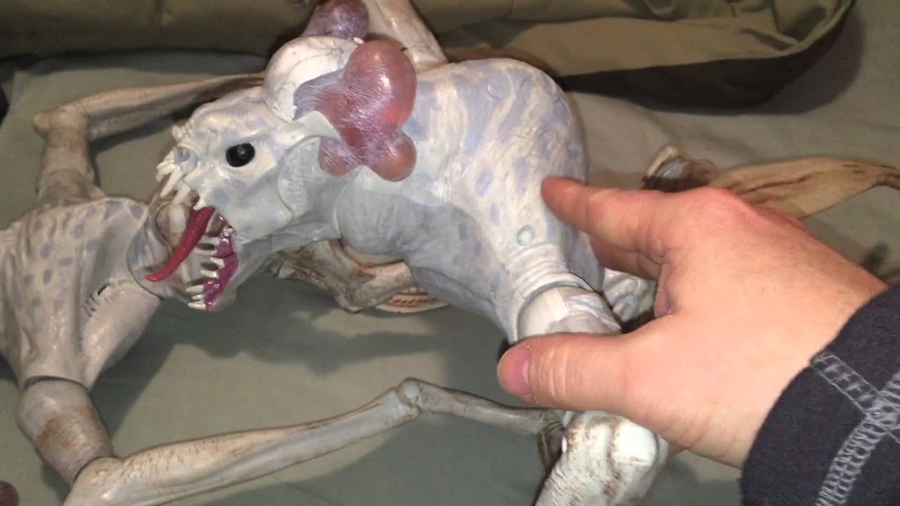 Cloverfield Monster Signature Series Rare 2008
