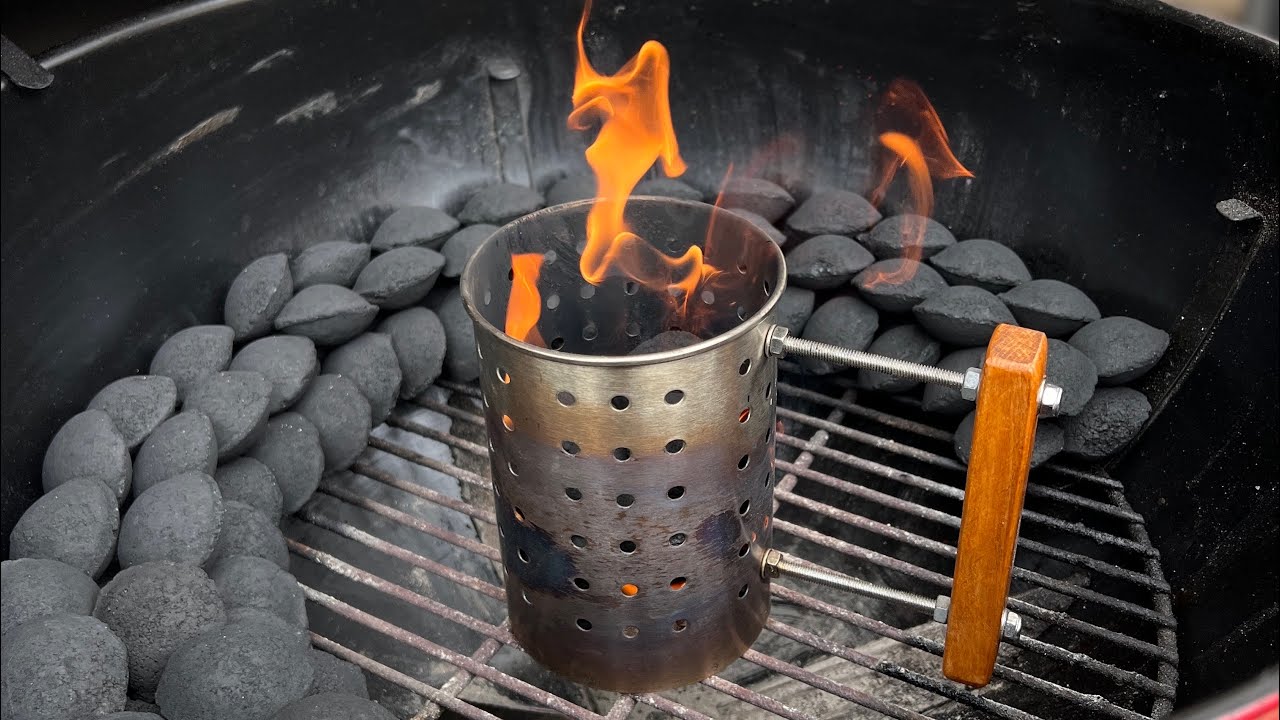THE EASIEST WAY TO LIGHT A CHARCOAL SNAKE - How to make your own mini barbecue charcoal starter.
