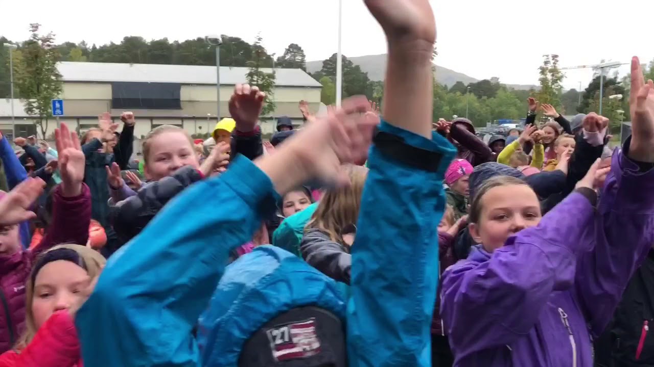 Bli med Aune barneskole!