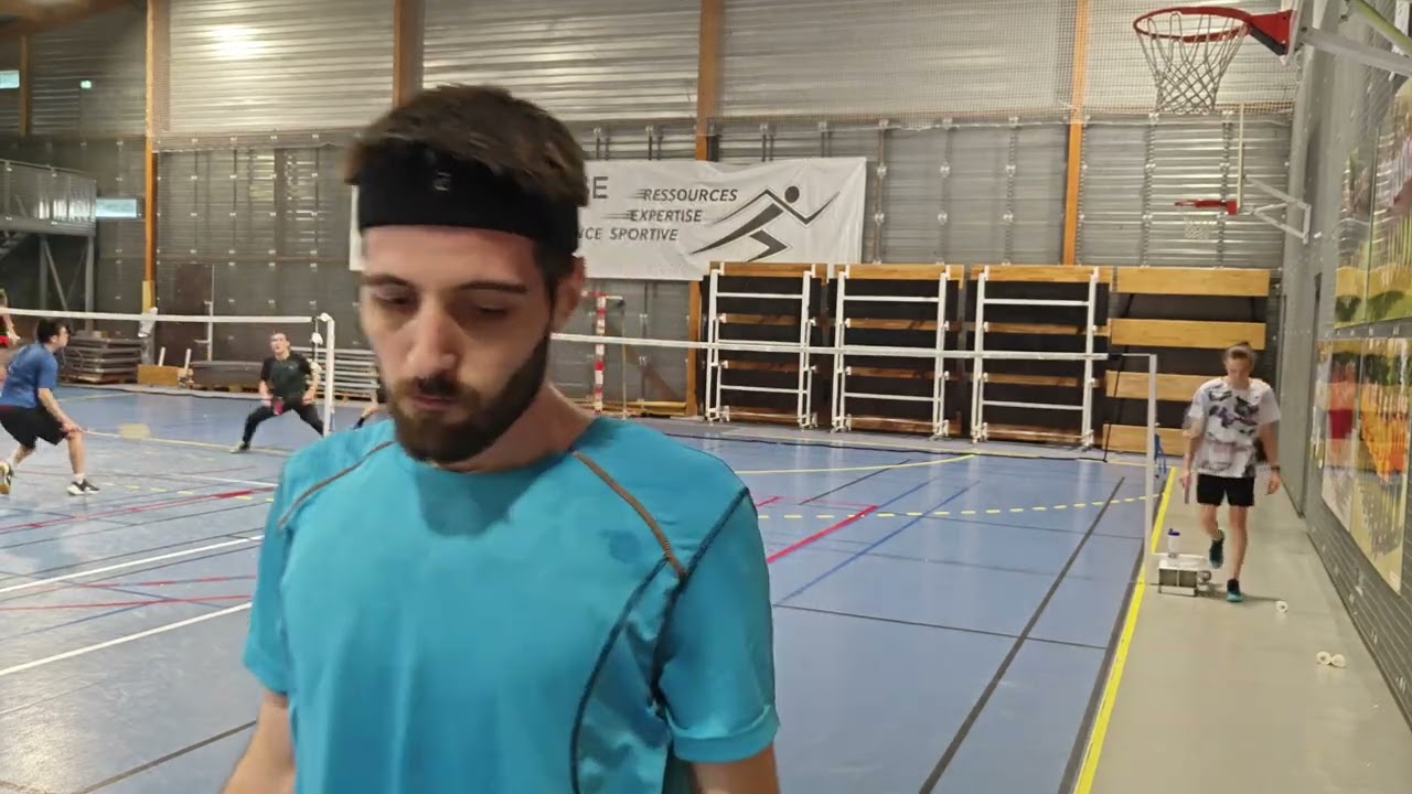 Match contre Mathias ( match cirque à coté )