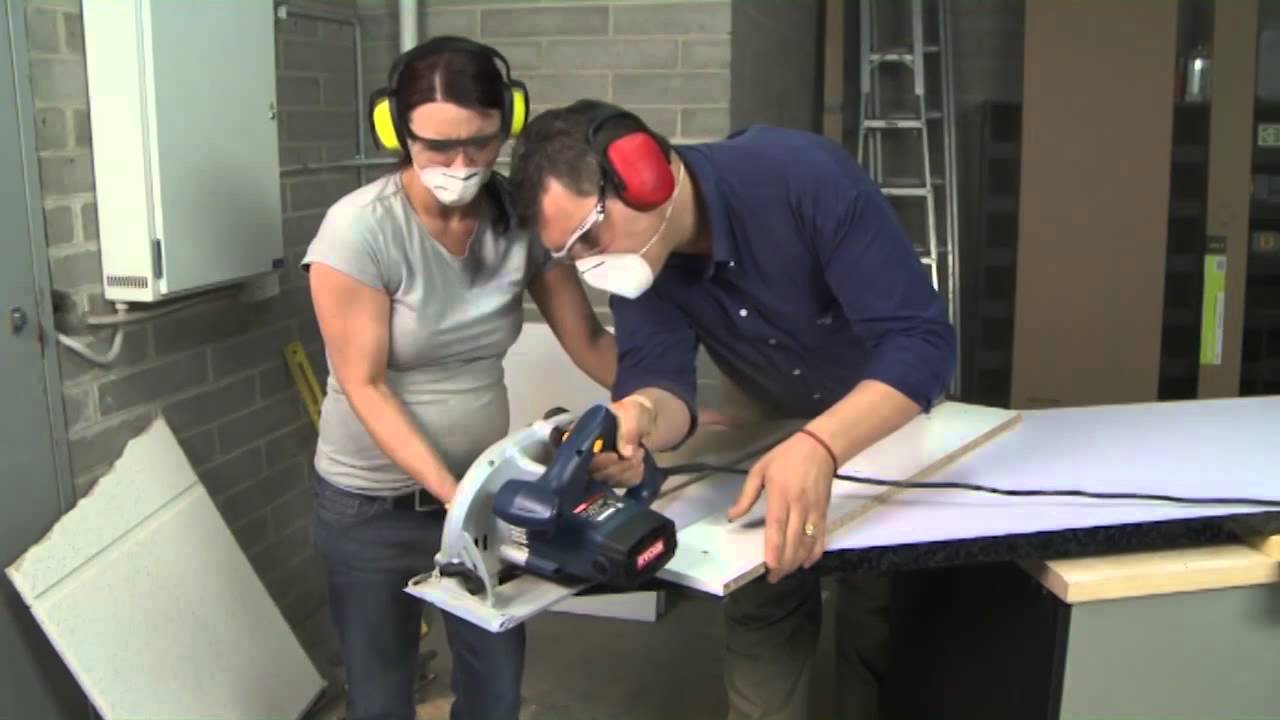 Cutting benchtops | kaboodle kitchen