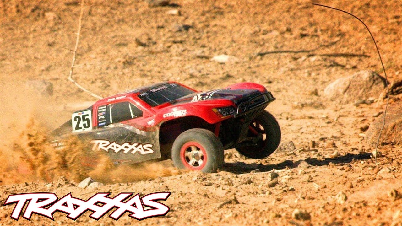 Go-Anywhere Fun | 1/16 Slash 4X4