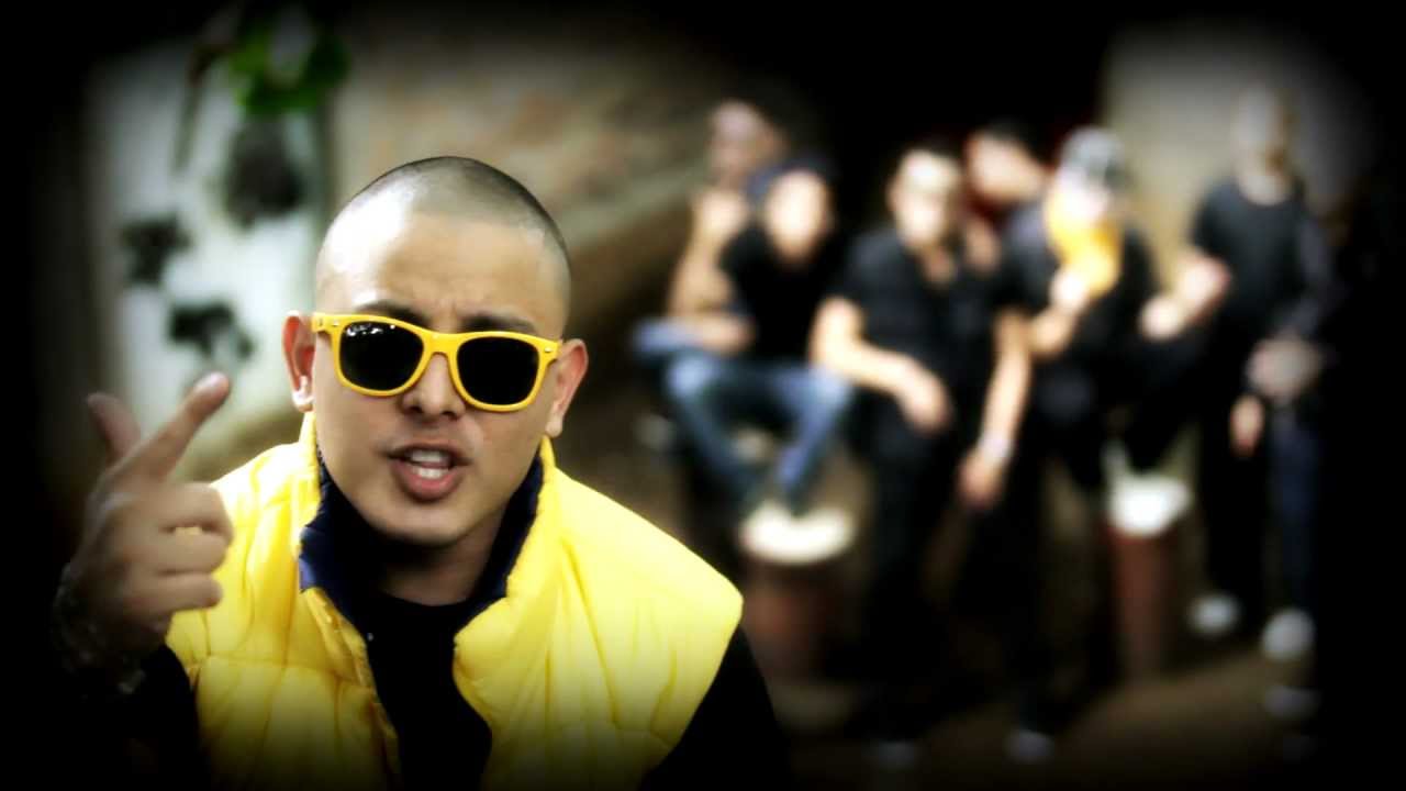 Noviembre 10 - Eddy Xp Ft. Débil Estar