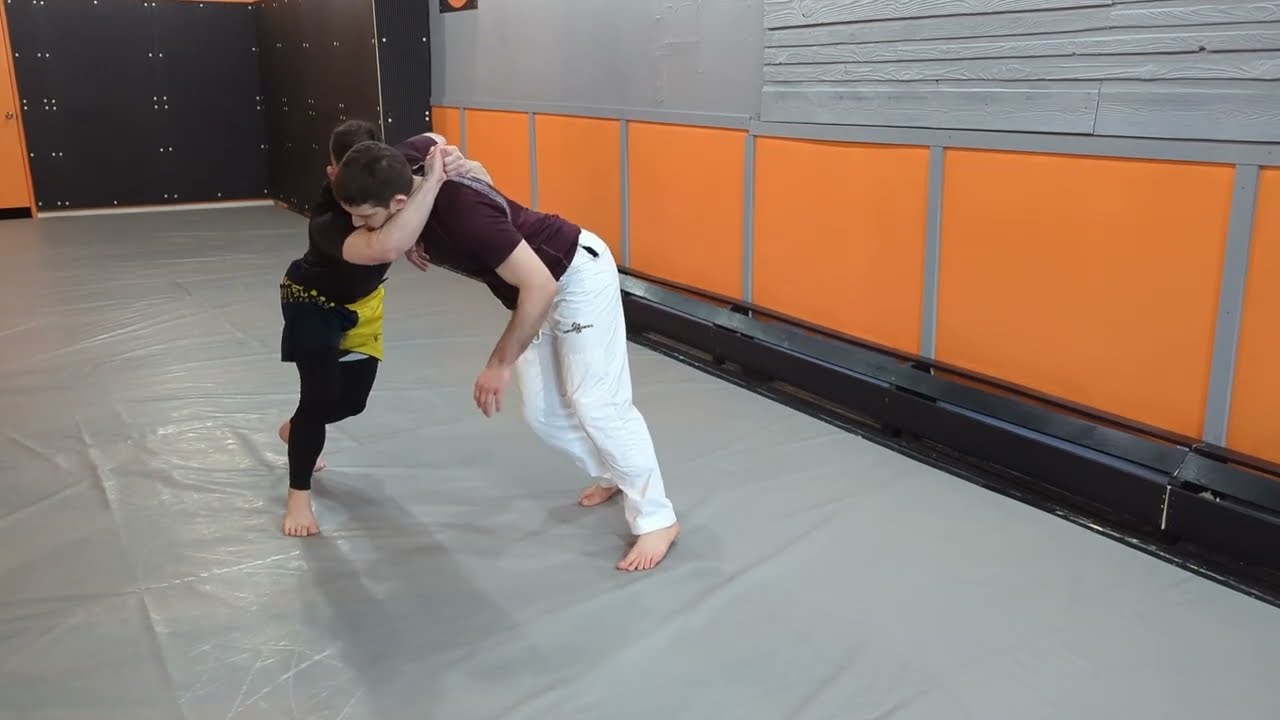 Unstoppable Set Up for a Pinch Headlock Throw