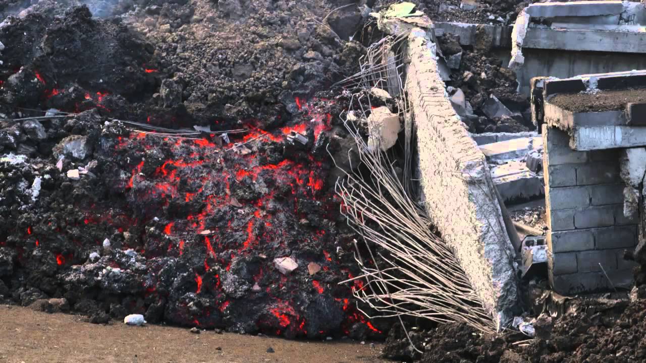 Pico do Fogo: Volcano destroyed houses