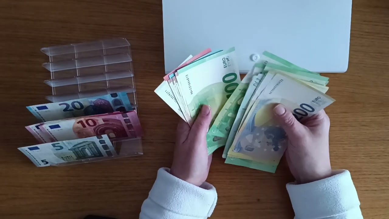 Euro cash stuffing/Unstuffing for the last week of October/Family of four