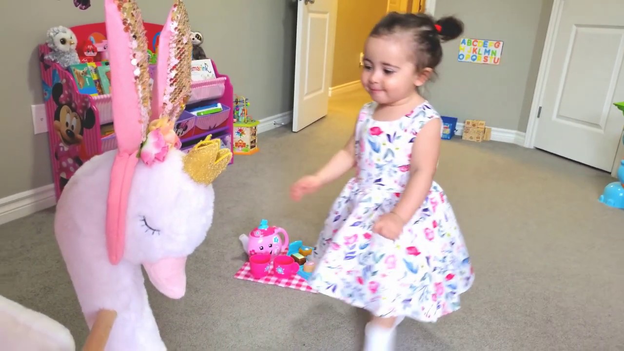 Easter Hunt and Easter Treats- Easter Nursery Rhyme - Kids Song