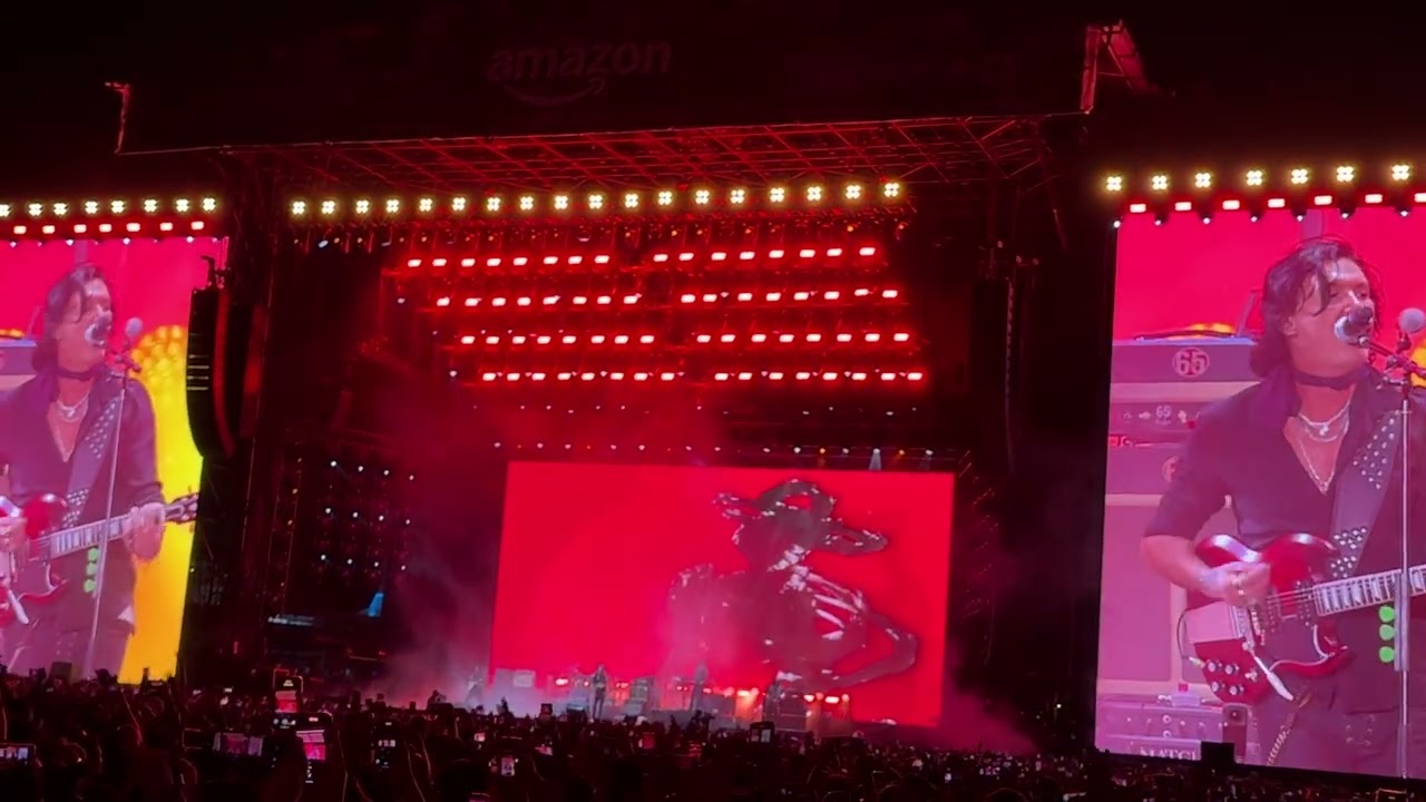 Afuera 🌑🔥 Caifanes en Vive Latino 2025 | Momento legendario