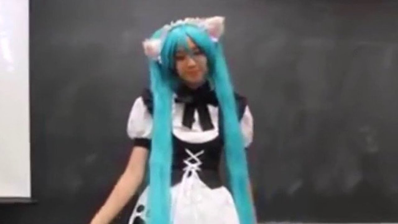 WEEABOO FAILS CLASS PRESENTATION...