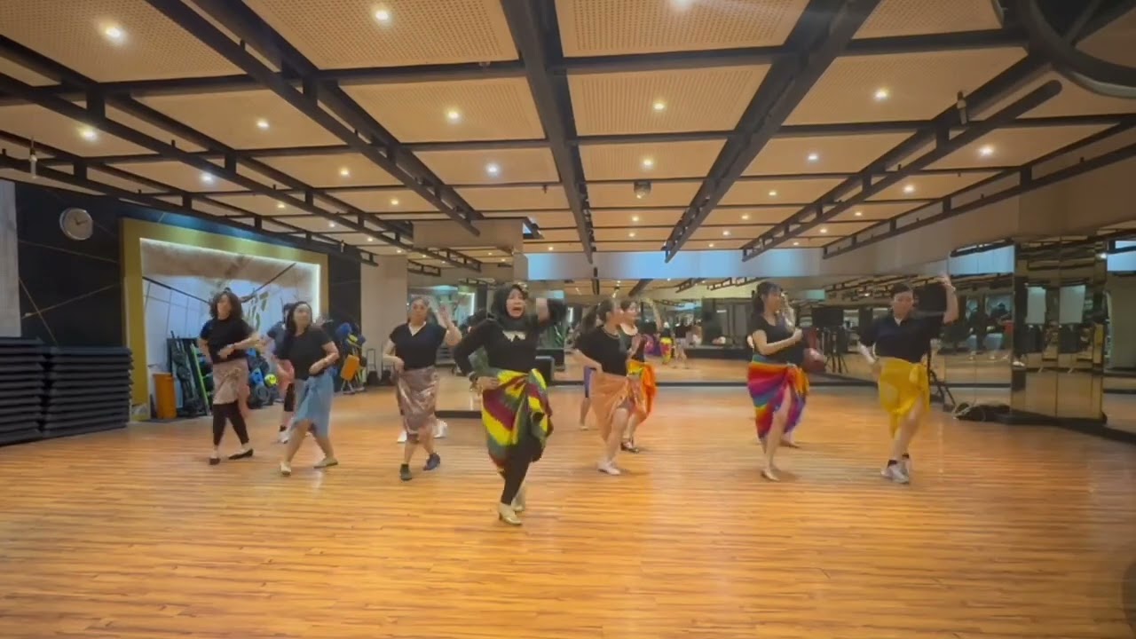 Dance Without Regret Line Dance Demo by Lora & D'Vizta Lady