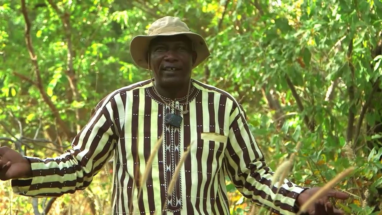 Zoom sur Boureima Nebié /Filière Apiculture Bénéficiaire des financements du PGPC-REDD+/ UICN Guiaro