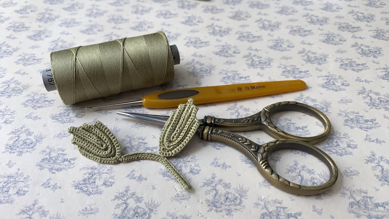 Spray (branch) from “Masterpieces of Irish crochet lace “ book, page 23.