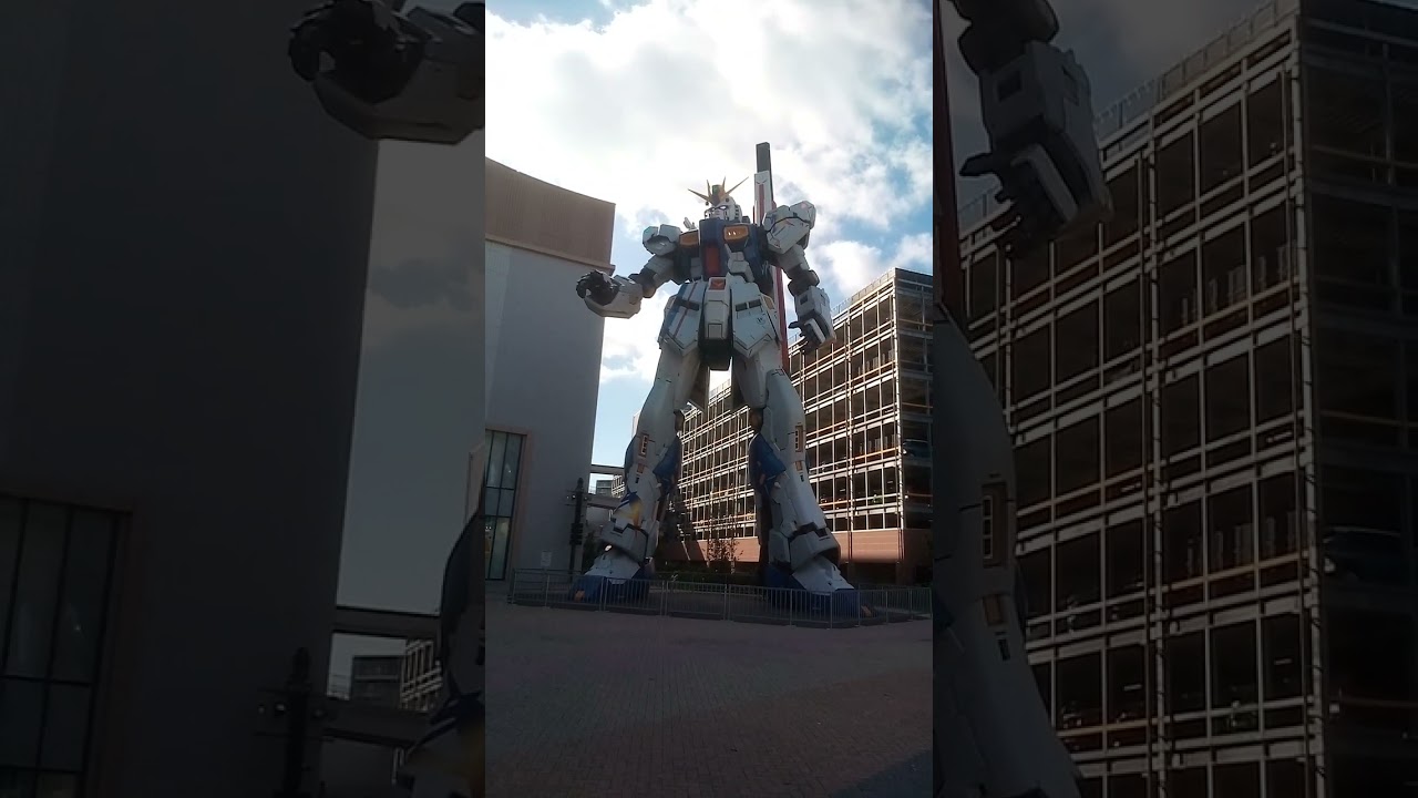 GUNDAM GANDUM GANDAMU GedhE