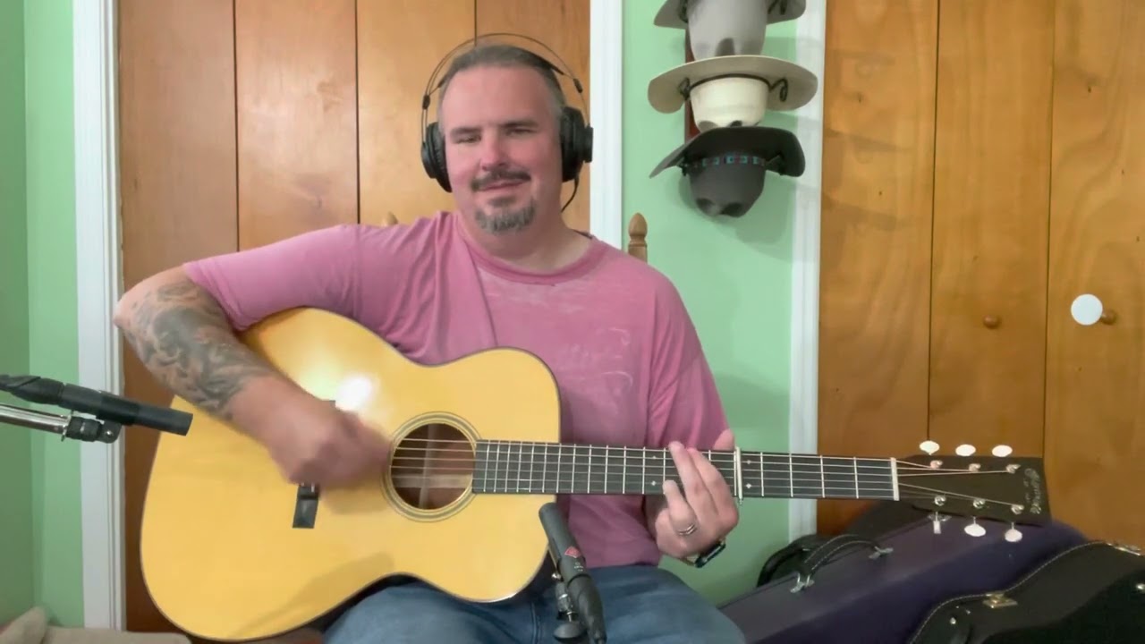 Продана демо-версия #Martin Guitars Custom Shop 0000-18, красное дерево и адирондак, маленький ко...