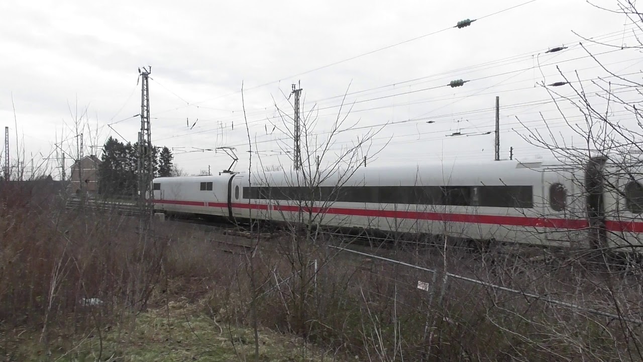 Bahnverkehr in Bönen mit 185,402,442 und Flirt 1