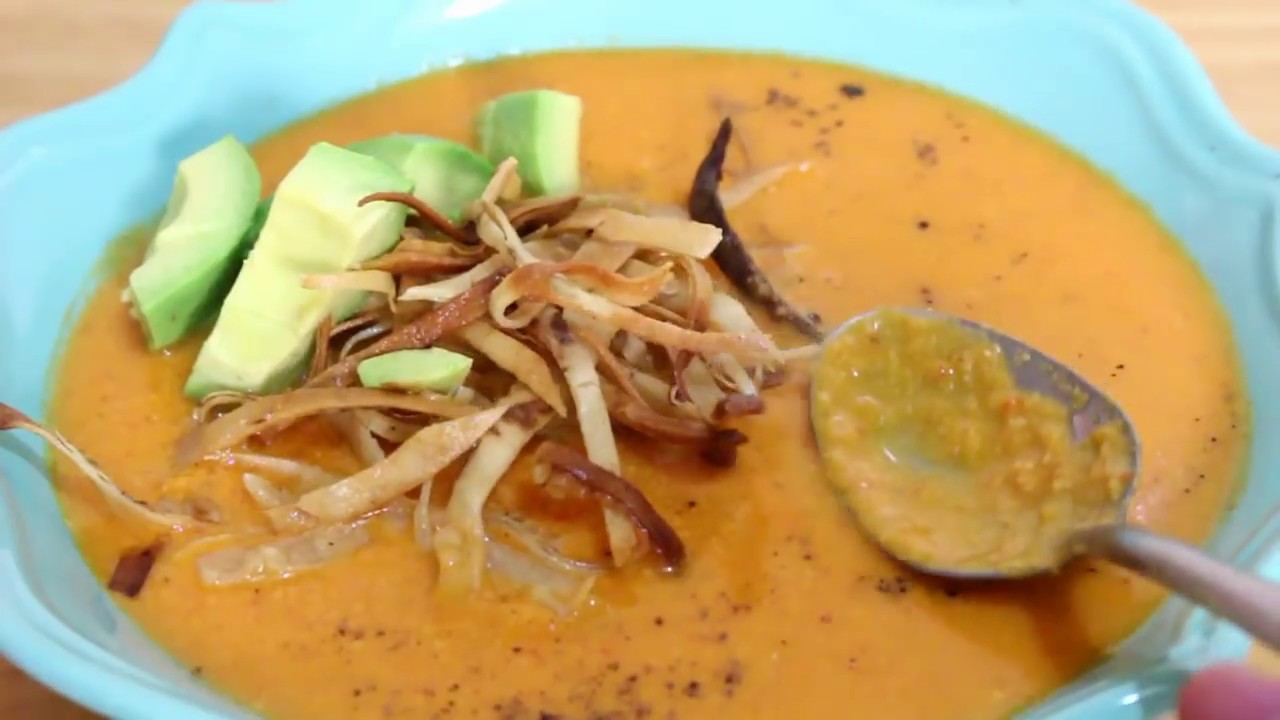 SOPA DE TOMATE Y PIMIENTOS SIN LÁCTEOS | ALE DE NAVA