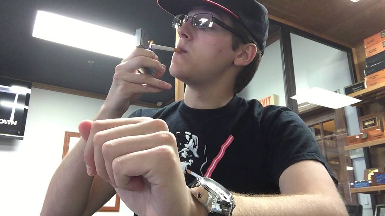 NickTheSmoker - Marlboro Blue