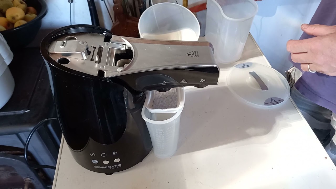 Review of ROMMELSBACHER electric oil press