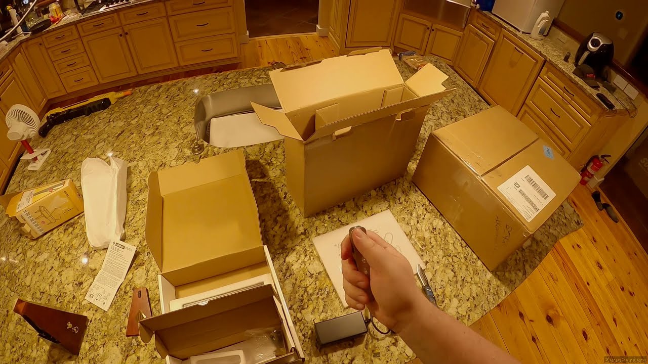 Z Unboxing - VERY ANNOYING Metronome // Burson Soloist 3X