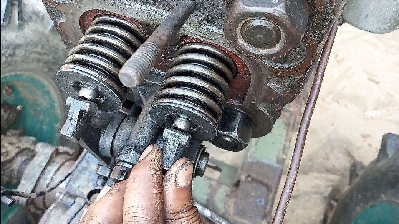 12/16 hp China engine Tappet adjusting/China diesel engine tappet adjusting.