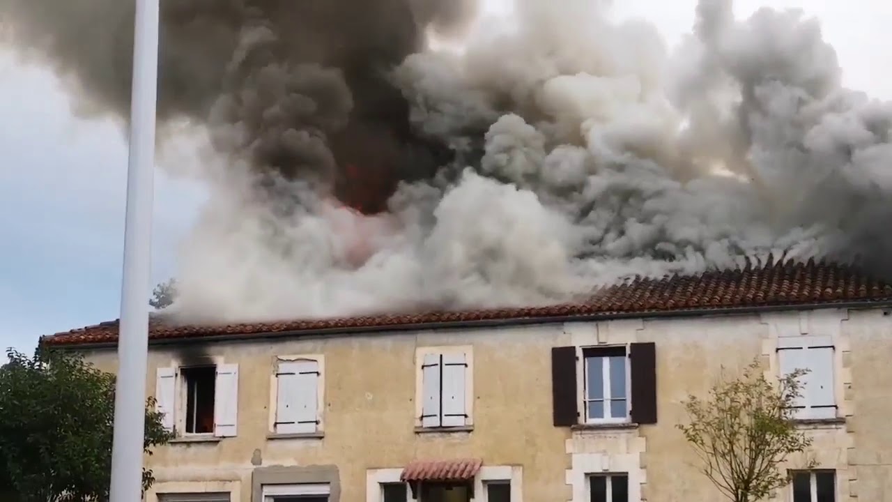 UN FEU D’INSERT RAVAGE UNE MAISON DU CENTRE-VILLE À CHASSENEUIL