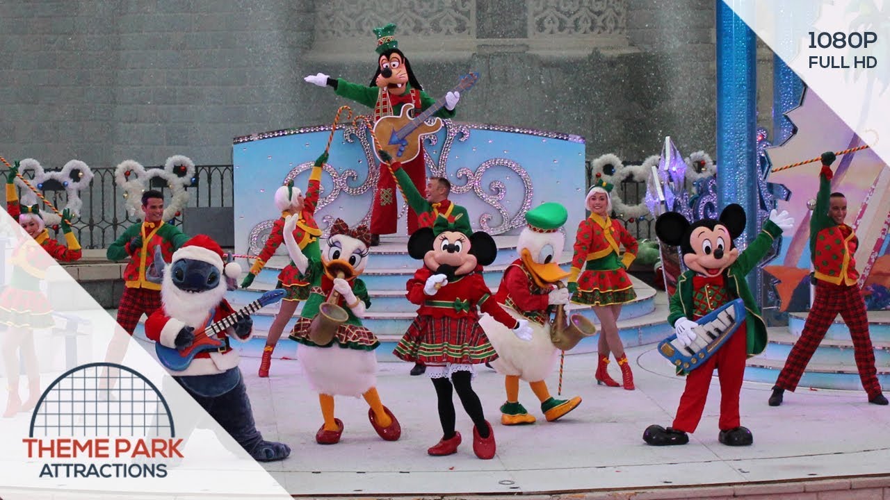 A Merry Stitchmas! Christmas Show at Disneyland Paris