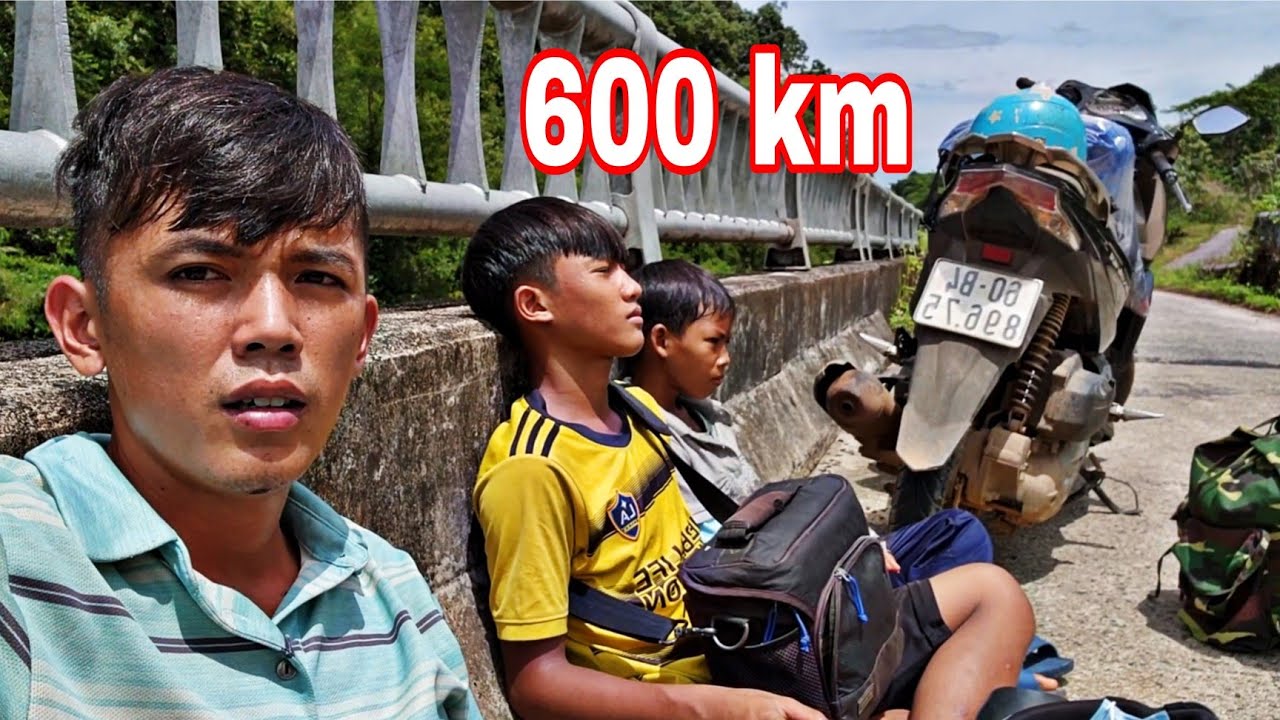 Quá N.G.U.Y H.I.Ể.M Chuyến Hành Trình 600km Về Nhà Sang Vlog